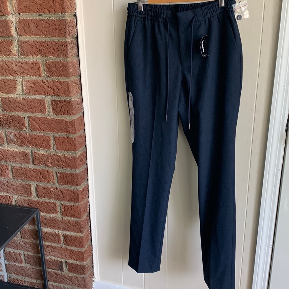 Express men’s dress pants/slacks.